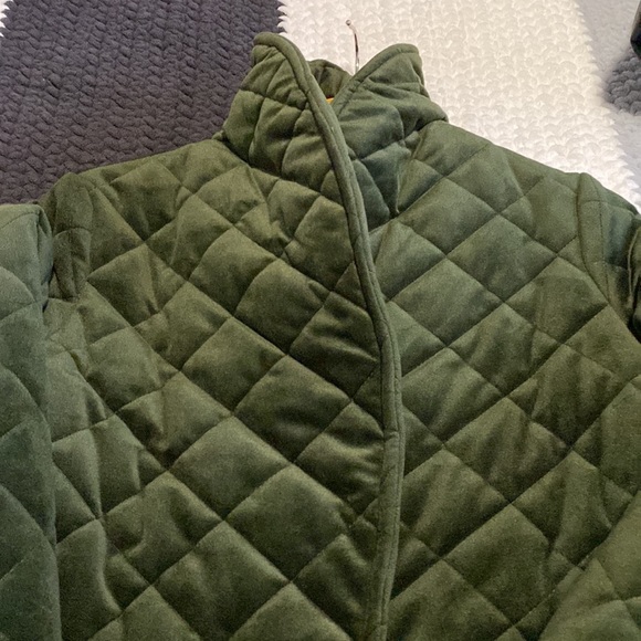 Quilted Velvet Coat - Picture 8 of 9